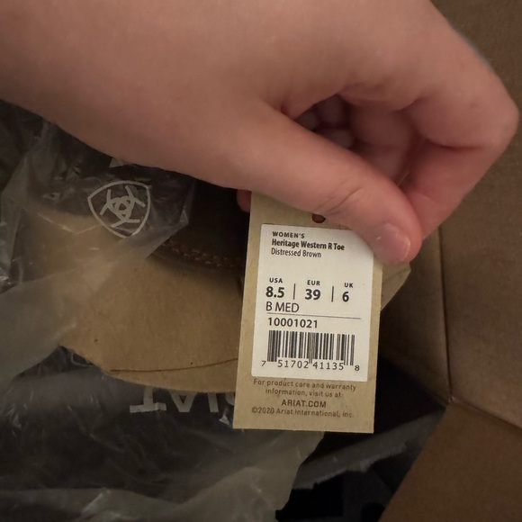 Ariat Cowgirl Boots - Picture 2 of 5